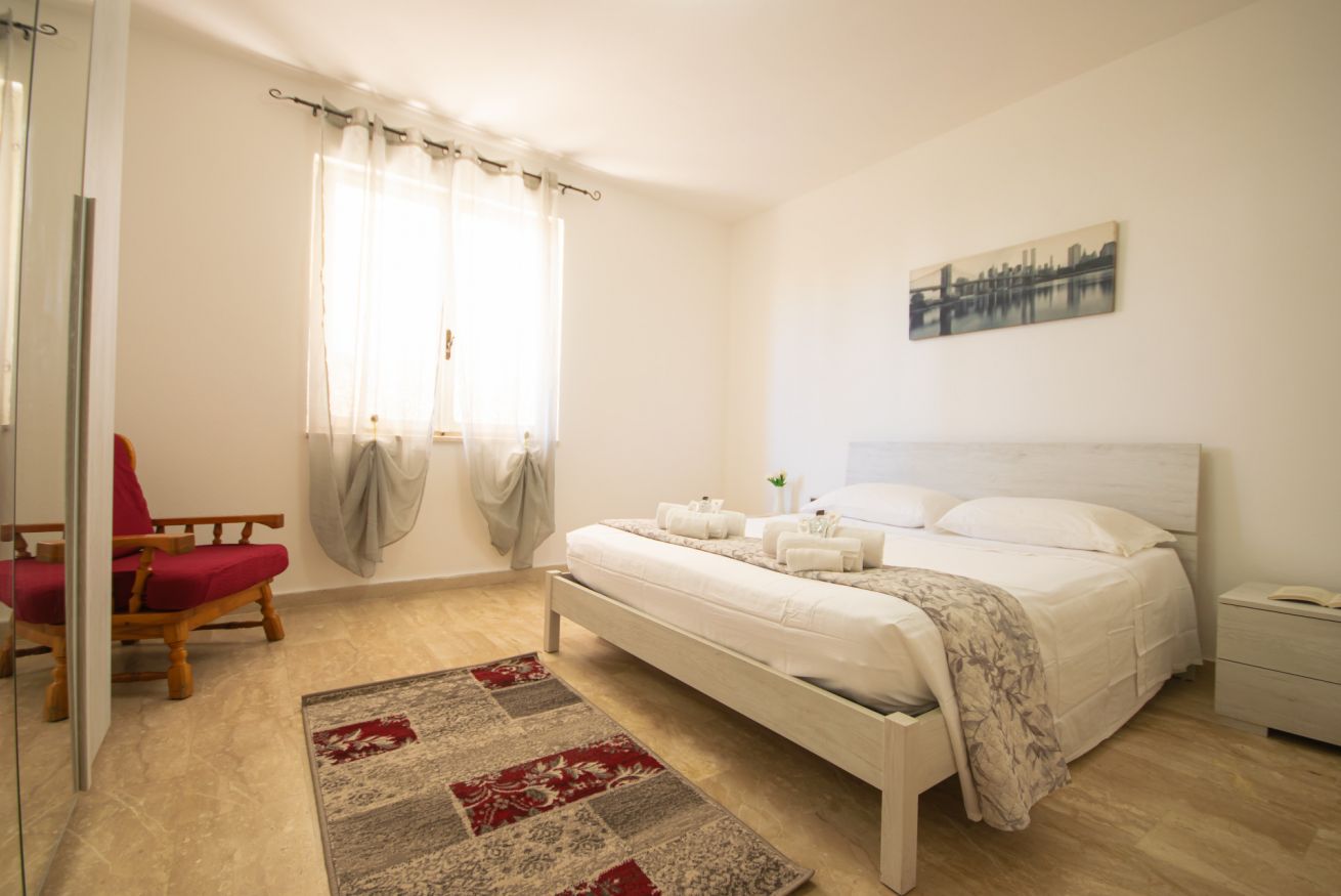 [APT Siniscola] Comodo con veranda e WiFi — foto 2 di 8
