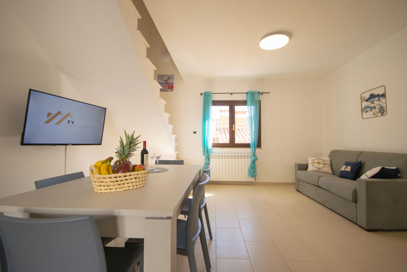 [Cala Mariolu] Ampio APT, Terrazze, 4 min dal Mare — foto 2 di 8