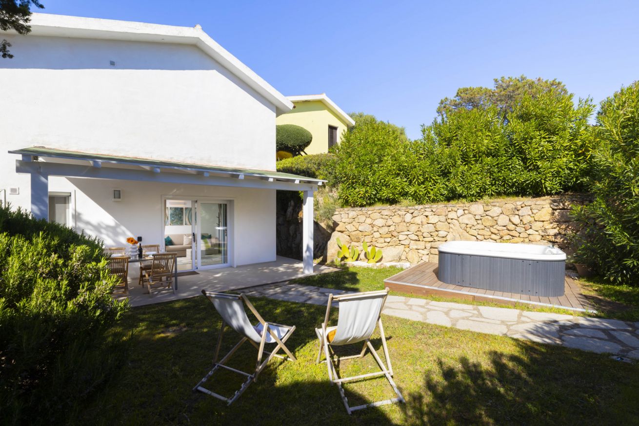 [Private Veranda and Garden] - Fico d'India Suite — appartamento a Porto Rotondo